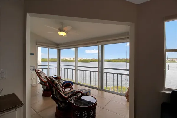 $5,000 | 1391 Siesta Bayside Drive, Unit 1391B, Sarasota, FL 34242