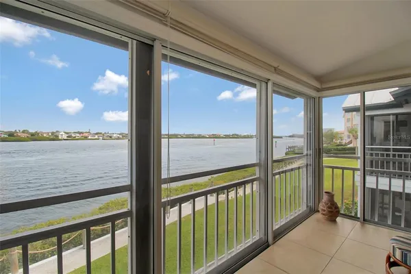 $5,000 | 1391 Siesta Bayside Drive, Unit 1391B, Sarasota, FL 34242