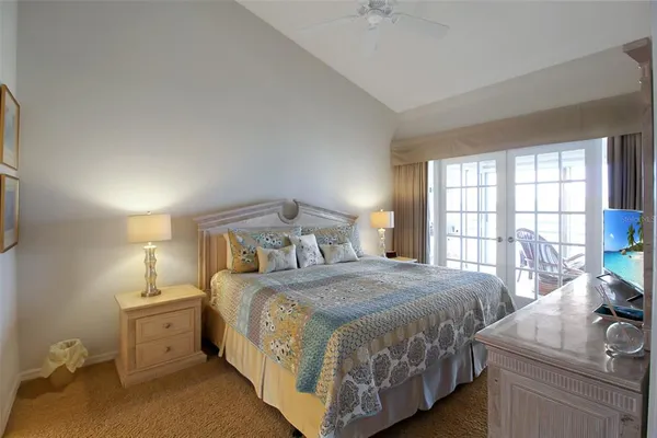 $5,000 | 1391 Siesta Bayside Drive, Unit 1391B, Sarasota, FL 34242