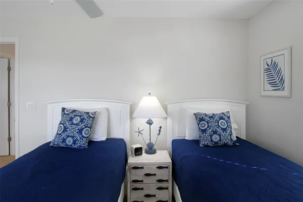 $5,000 | 1391 Siesta Bayside Drive, Unit 1391B, Sarasota, FL 34242