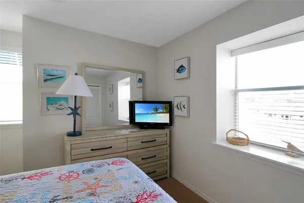 $5,000 | 1391 Siesta Bayside Drive, Unit 1391B, Sarasota, FL 34242