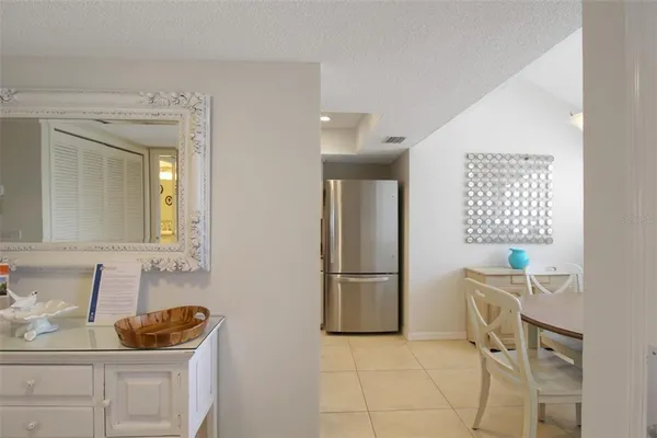 $5,000 | 1391 Siesta Bayside Drive, Unit 1391B, Sarasota, FL 34242