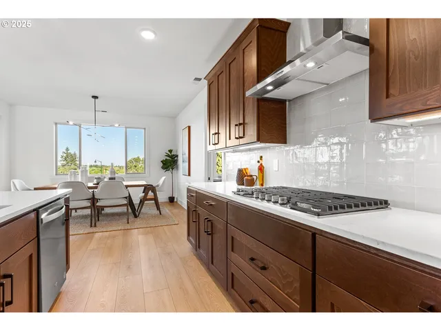 $899,924 | 3245 Butte Drive, Forest Grove, OR 97116