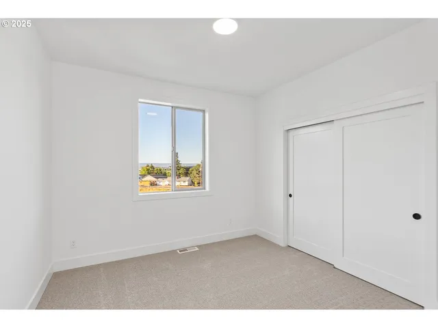 $899,924 | 3245 Butte Drive, Forest Grove, OR 97116