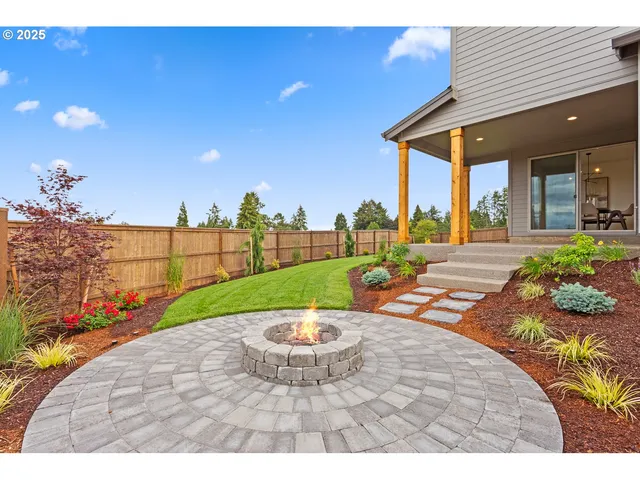 $899,924 | 3245 Butte Drive, Forest Grove, OR 97116