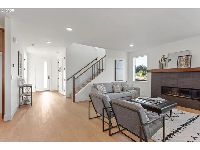 $899,924 | 3245 Butte Drive, Forest Grove, OR 97116