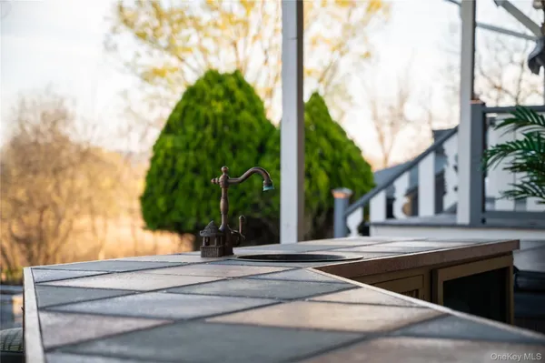 $515,000 | 362 Onion Avenue, New Hampton, NY 10958