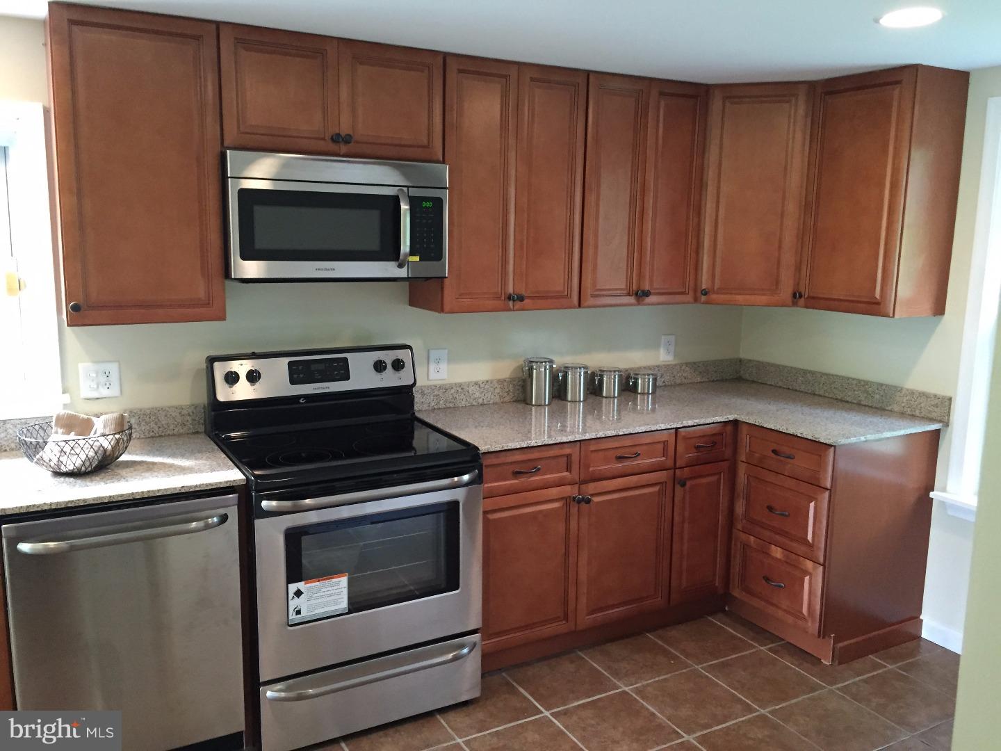 127 Wanner Road Reading, PA 19606 - Photo 9 of 16