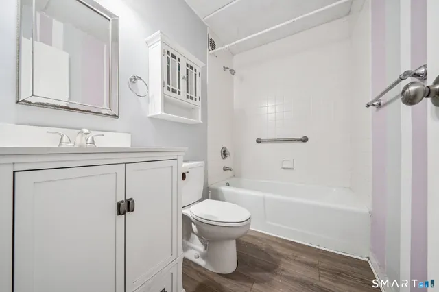 $510,000 | 143 Hoyt Street, Unit 2H, Stamford, CT 06905