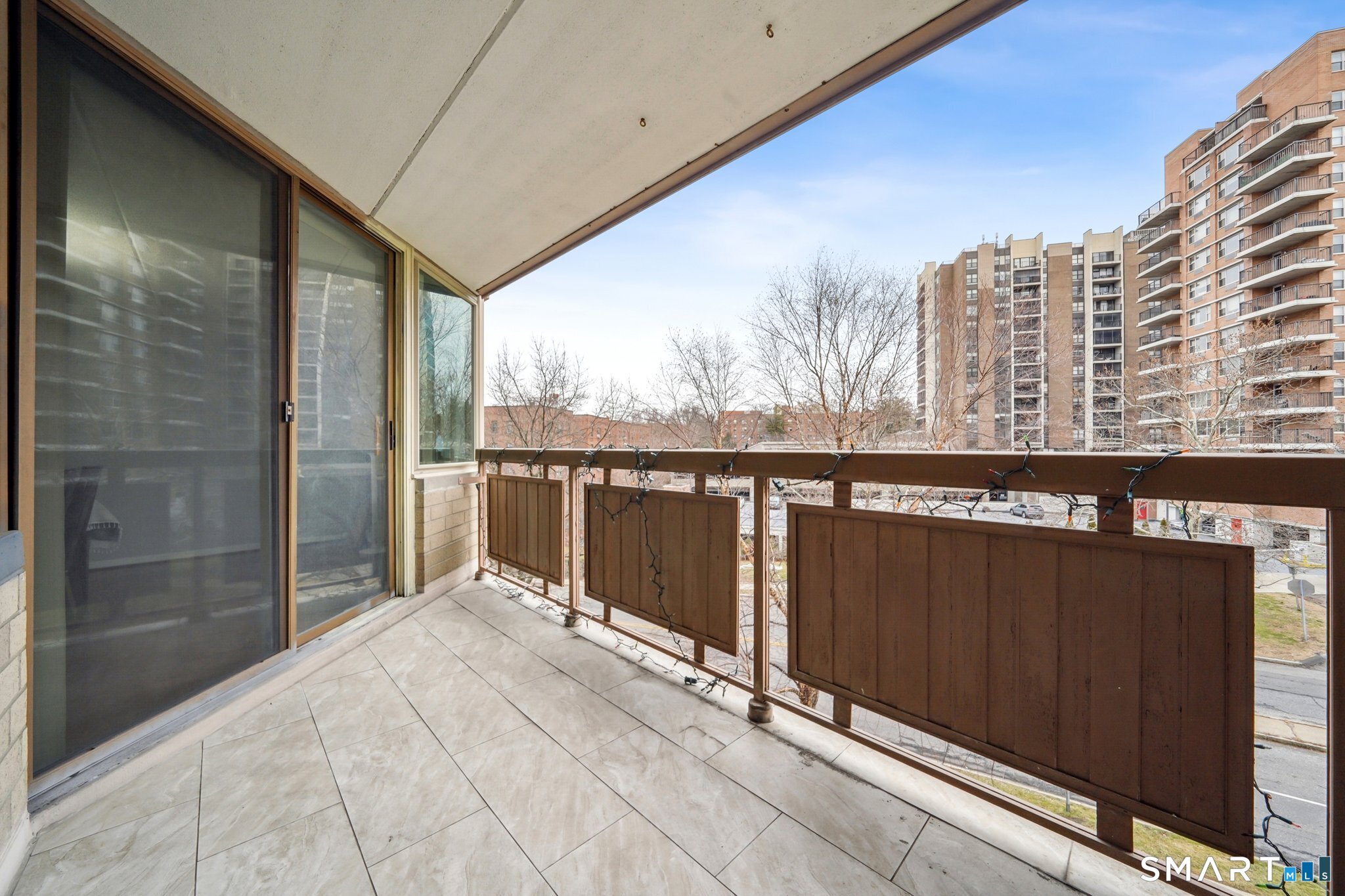 143 Hoyt Street, Unit 2H Stamford, CT 06905 - Photo 19 of 24