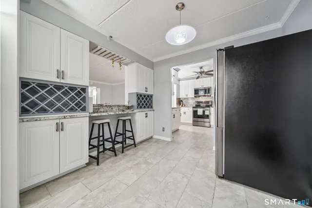 $510,000 | 143 Hoyt Street, Unit 2H, Stamford, CT 06905