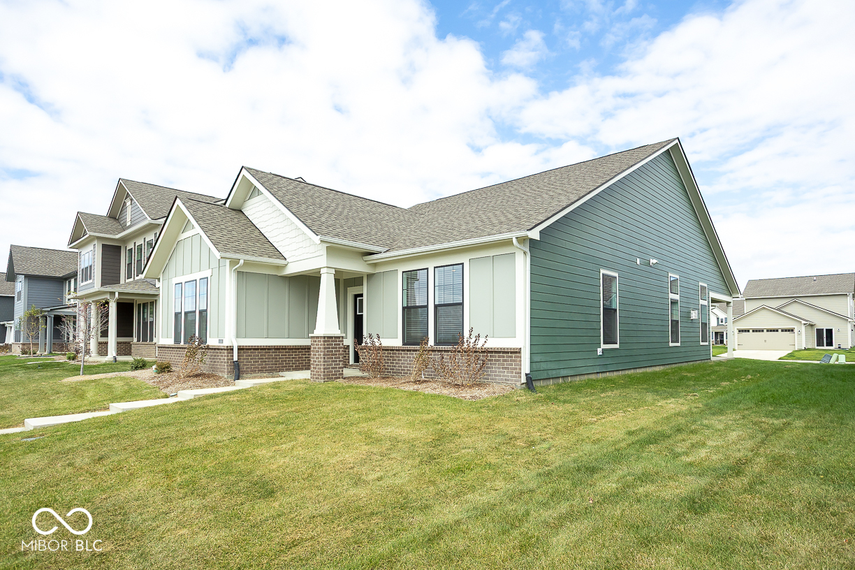 15384 Cardonia Road Fishers, IN 46037 - Photo 2 of 45 Gallery Image 2