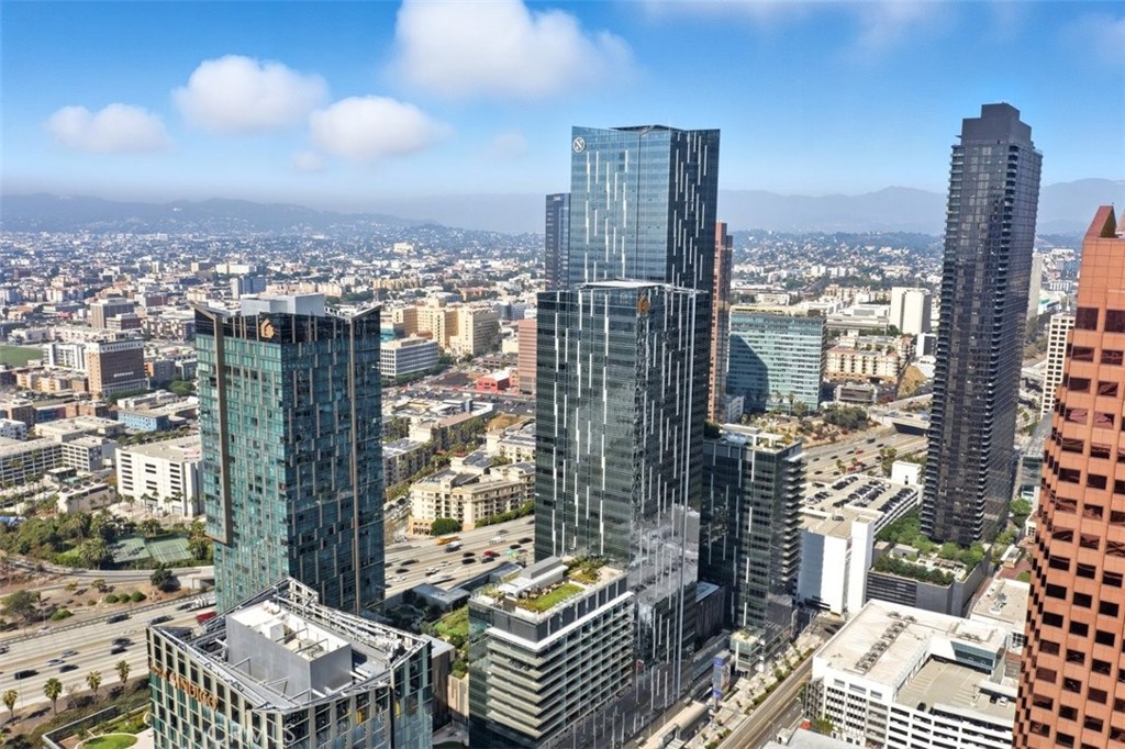 877 Francisco Street, Unit 3102 Los Angeles, CA 90017 - Photo 8 of 36 a city view