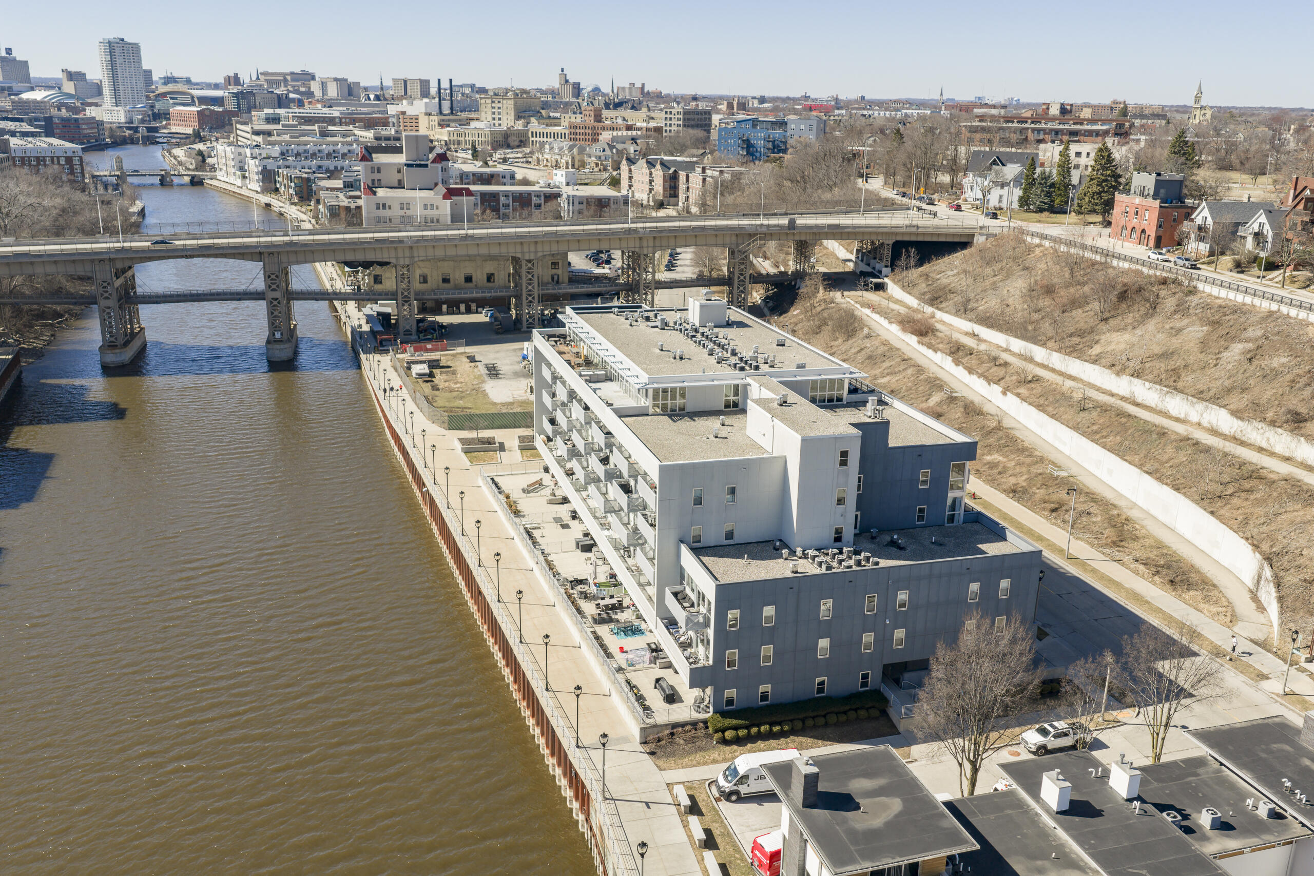1902 North Commerce Street, Unit 308 Milwaukee, WI 53212 - Photo 4 of 31 River Views