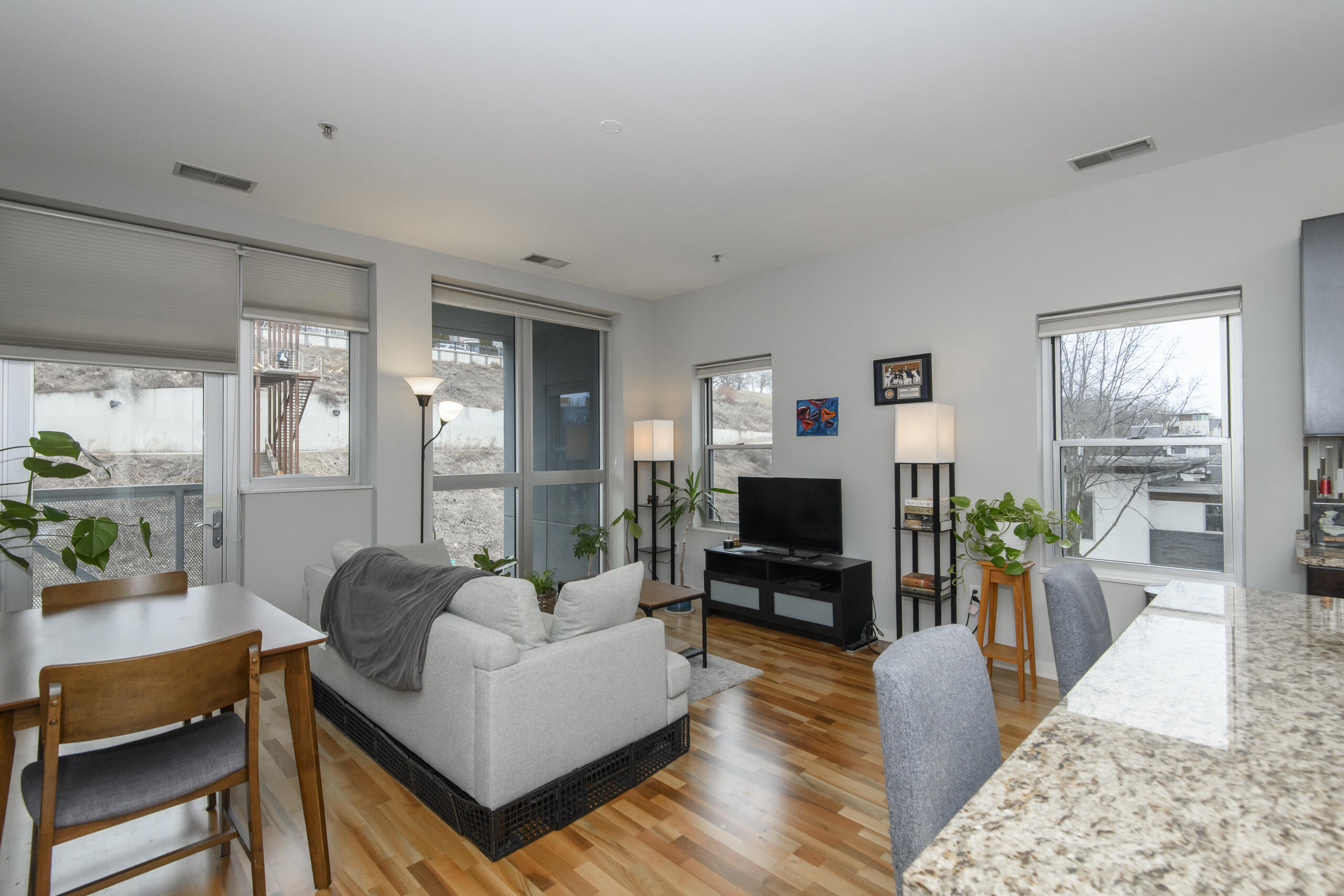 1902 North Commerce Street, Unit 308 Milwaukee, WI 53212 - Photo 8 of 31 Living Room and Dinette