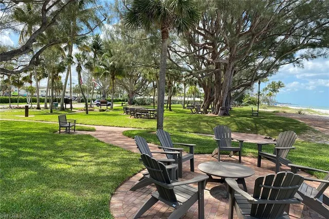 $6,295,000 | 777 Binnacle Drive, Naples, FL 34103
