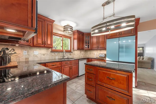 $485,000 | 4095 Montgomery Lane, Wildwood, MO 63069