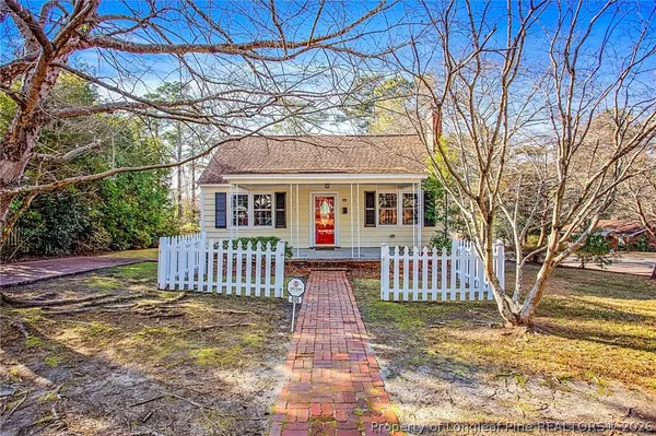 $1,495 | 809 Cape Fear Avenue, Fayetteville, NC 28303