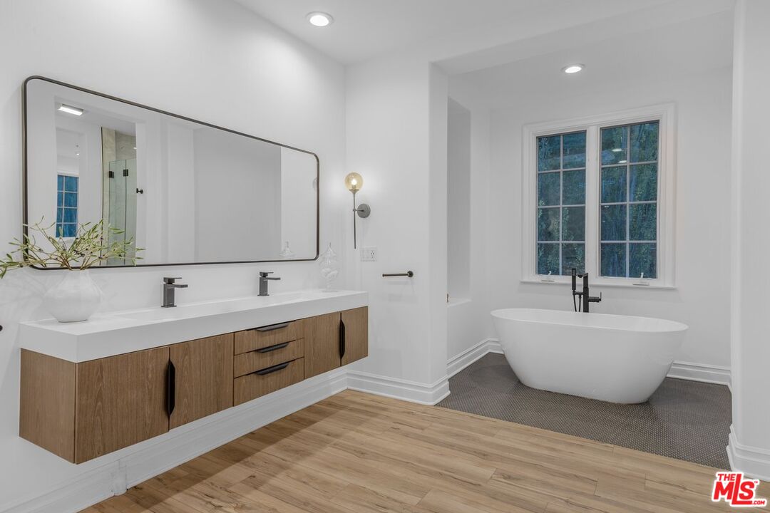 25300 Prado De Ambar Calabasas, CA 91302 - Photo 15 of 41