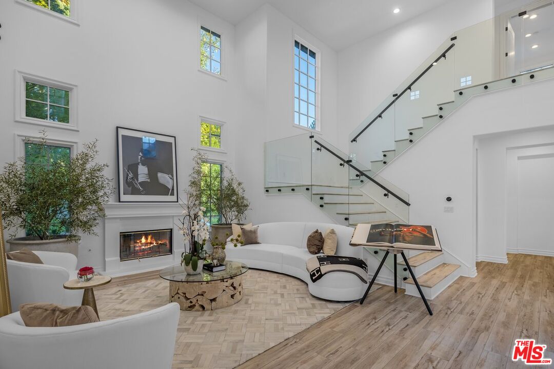 25300 Prado De Ambar Calabasas, CA 91302 - Photo 2 of 41