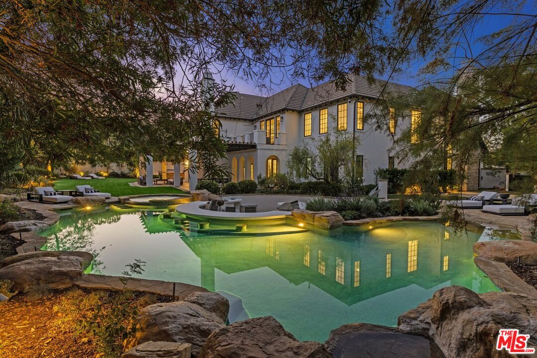 25300 Prado De Ambar Calabasas, CA 91302 - Photo 34 of 41