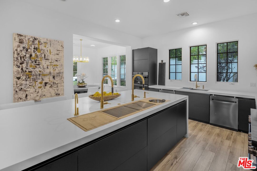 25300 Prado De Ambar Calabasas, CA 91302 - Photo 8 of 41