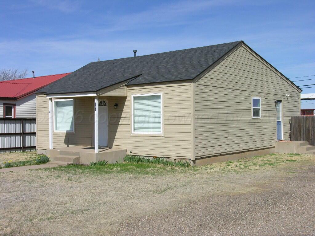 289 Overland Trail Fritch, TX 79036 - Photo 2 of 27 01-exterior