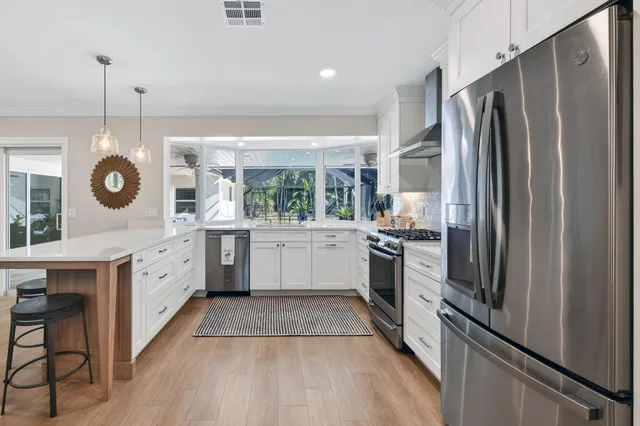 $1,498,000 | 198 Golfview Drive, Tequesta, FL 33469