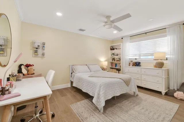 $1,498,000 | 198 Golfview Drive, Tequesta, FL 33469