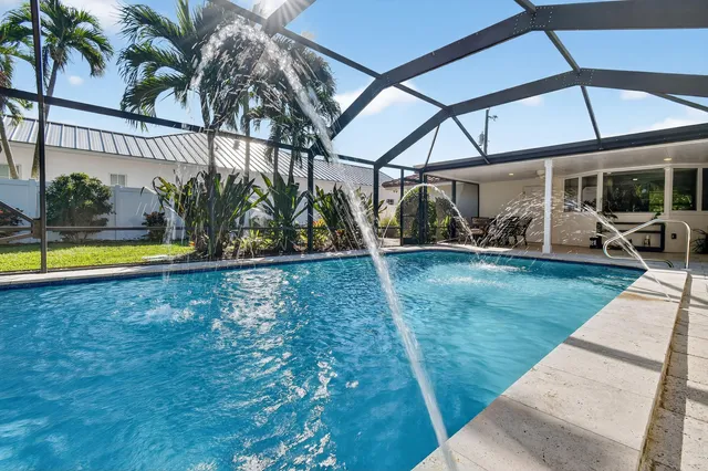 $1,498,000 | 198 Golfview Drive, Tequesta, FL 33469