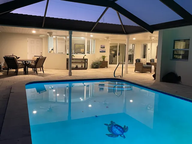 $1,498,000 | 198 Golfview Drive, Tequesta, FL 33469