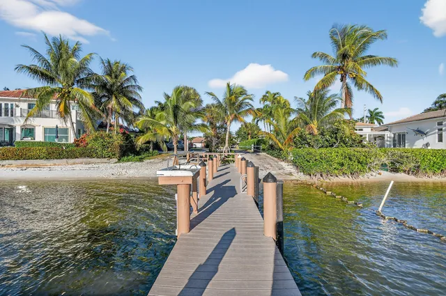 $1,498,000 | 198 Golfview Drive, Tequesta, FL 33469