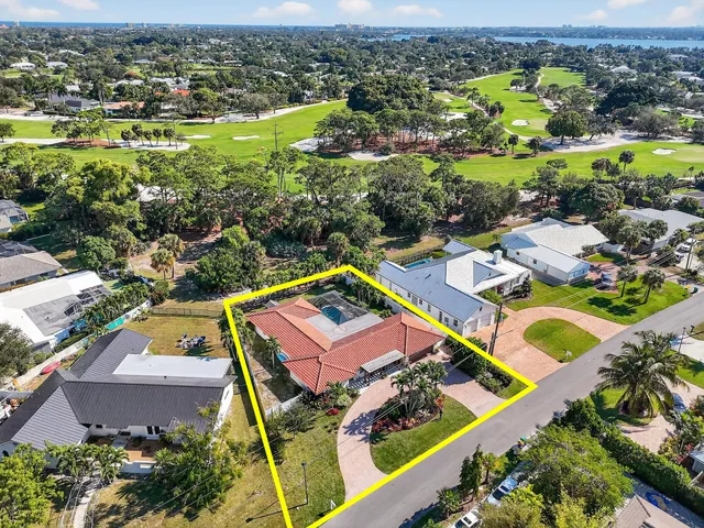 $1,498,000 | 198 Golfview Drive, Tequesta, FL 33469