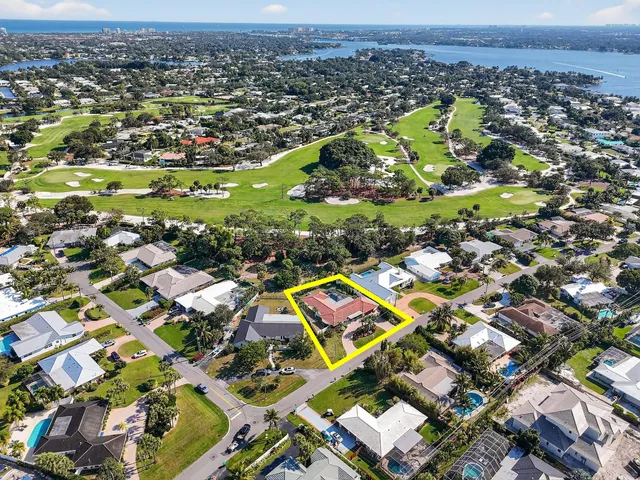 $1,498,000 | 198 Golfview Drive, Tequesta, FL 33469