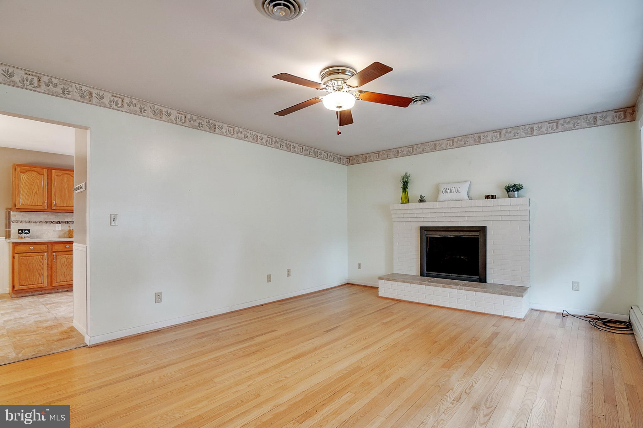 2149 Bethel Road Finksburg, MD 21048 - Photo 5 of 25 Living Room with Wood Floors