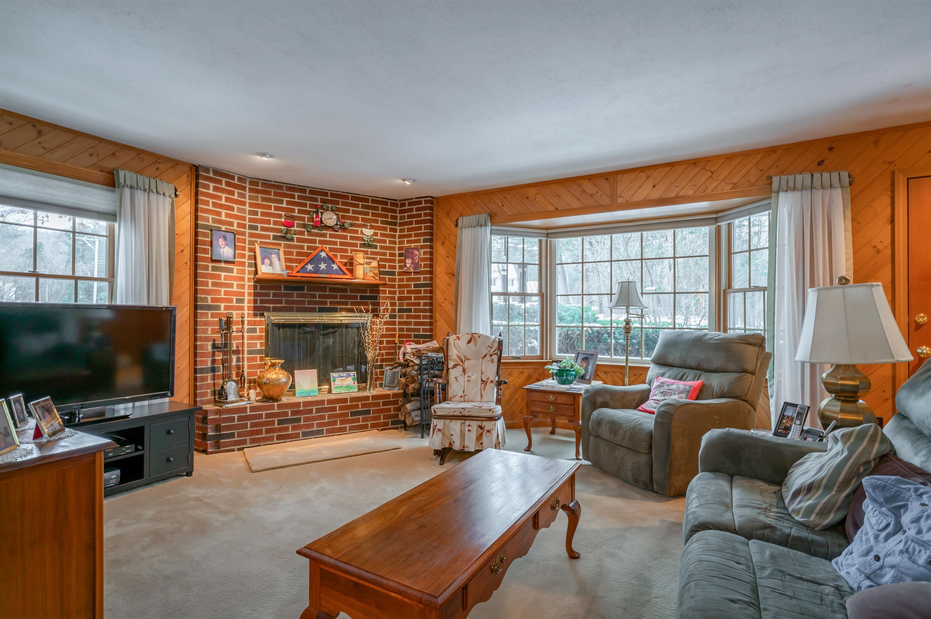 226 Amesbury Road Kensington, NH 03833 - Photo 16 of 59