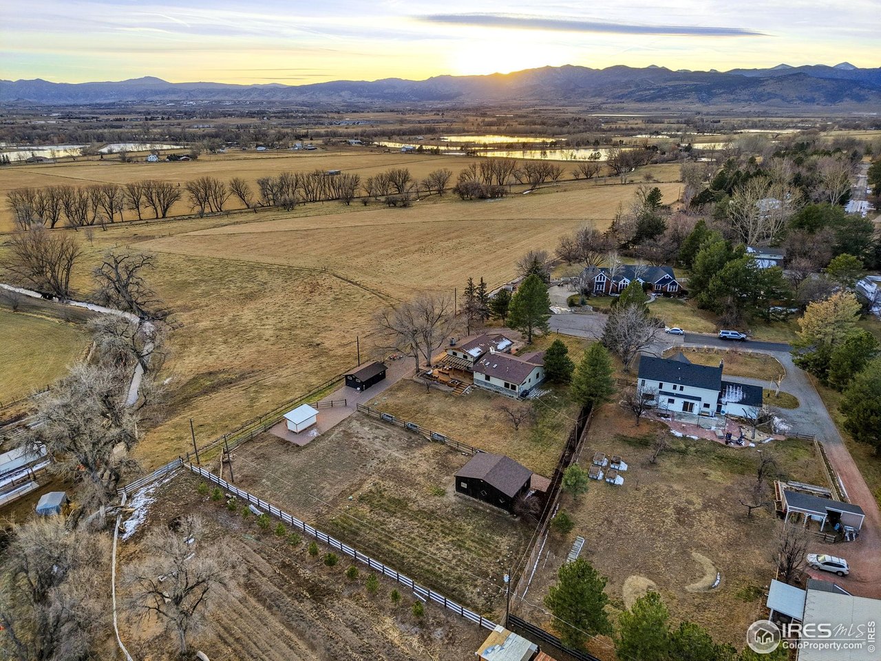 12212 Cash Road Longmont, CO 80503 - Photo 45 of 47 a view of a city with an ocean