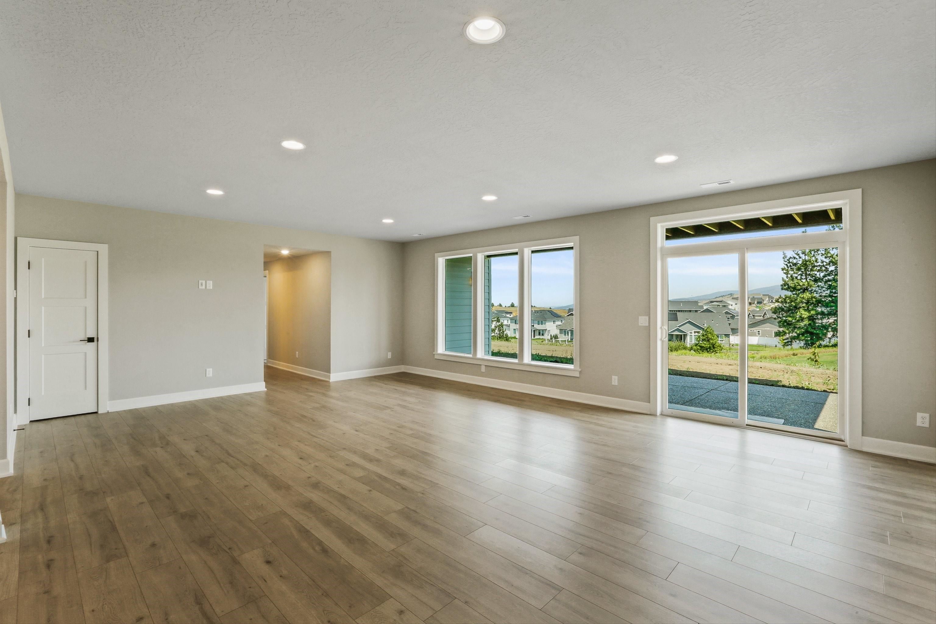 5212 South Scout Street Spokane, WA 99223 - Photo 17 of 27