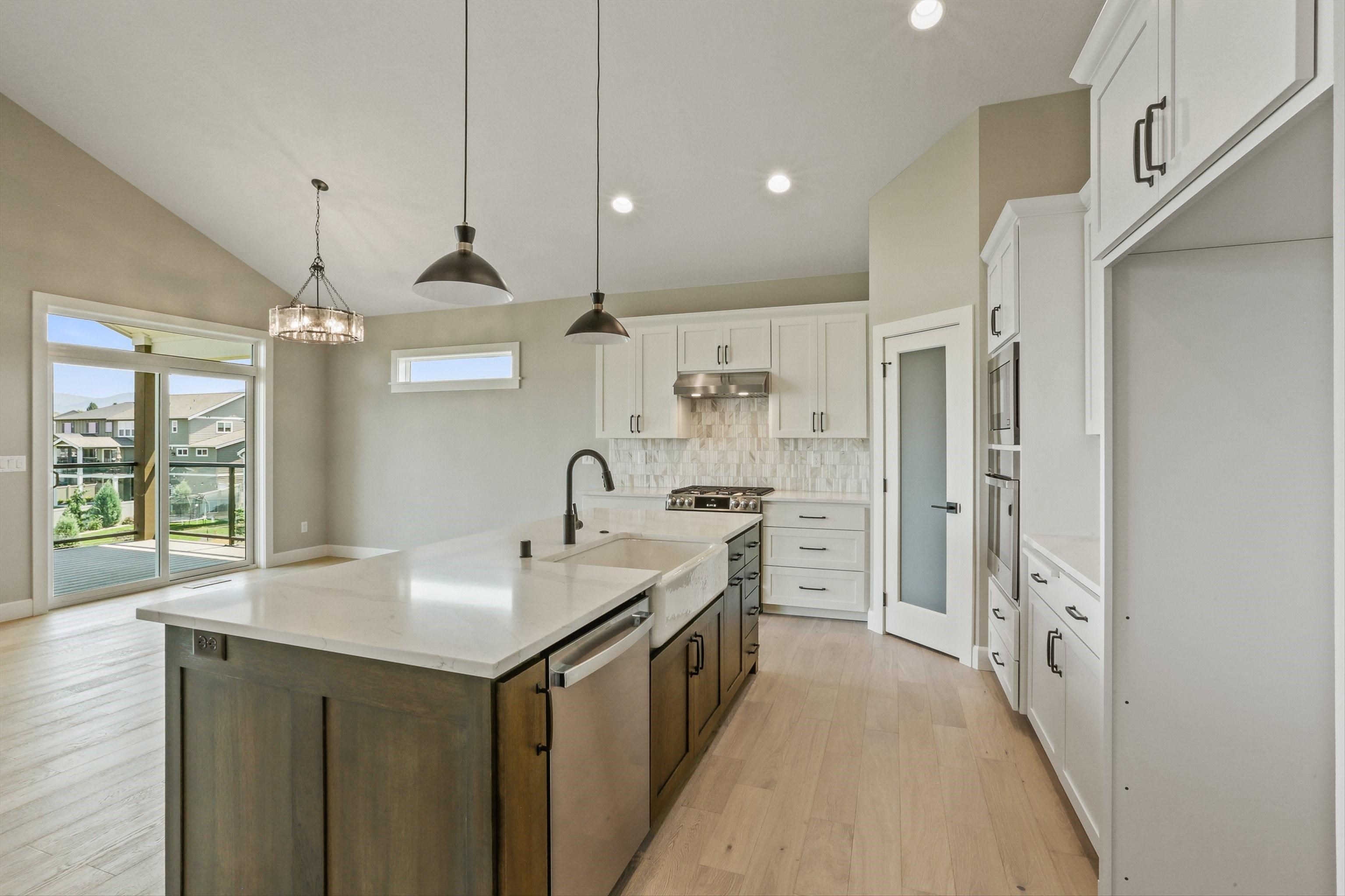 5212 South Scout Street Spokane, WA 99223 - Photo 6 of 27