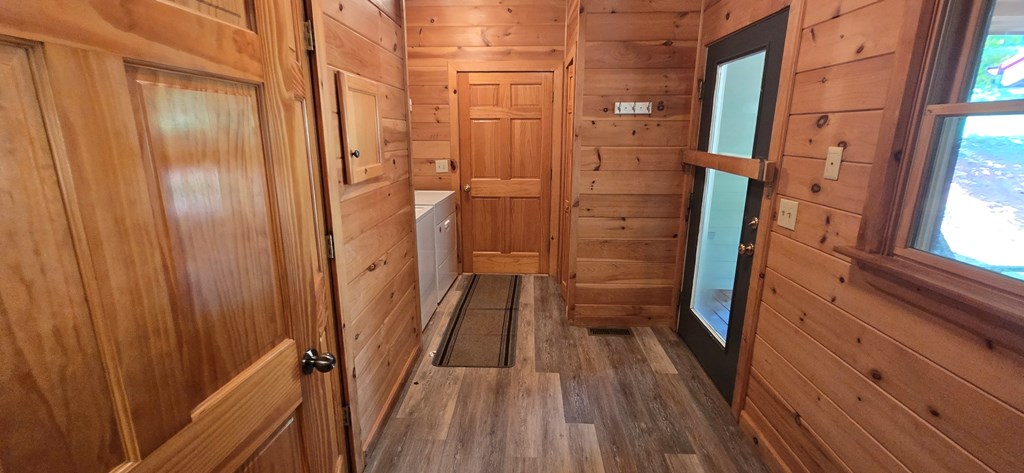 376 Crestview Drive Morganton, GA 30560 - Photo 19 of 37 a view of a bathroom