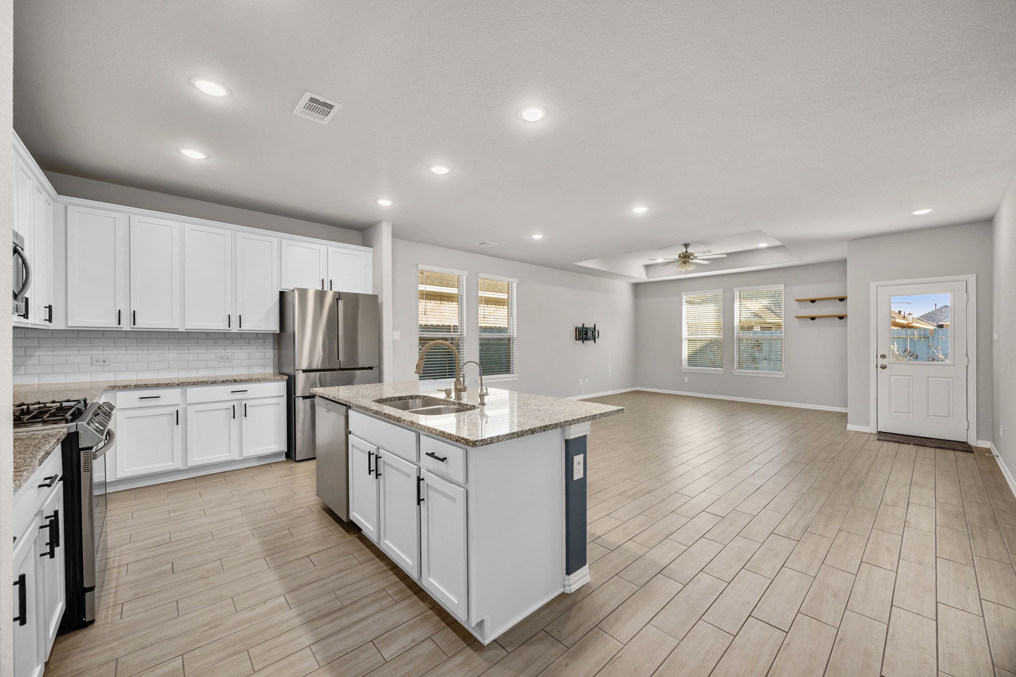 8315 Divot Trace Fulshear, TX 77441 - Photo 14 of 33