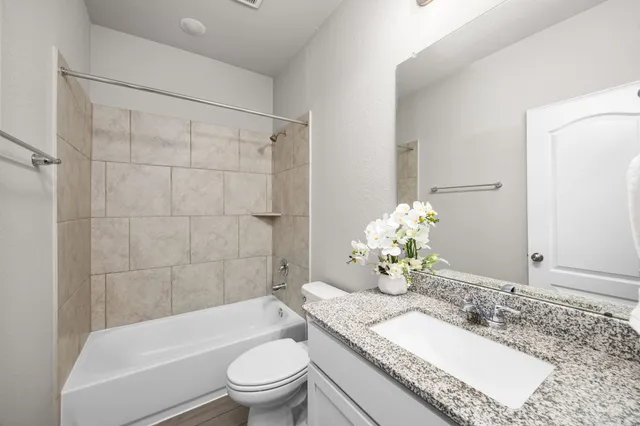 $2,600 | 8315 Divot Trace, Fulshear, TX 77441