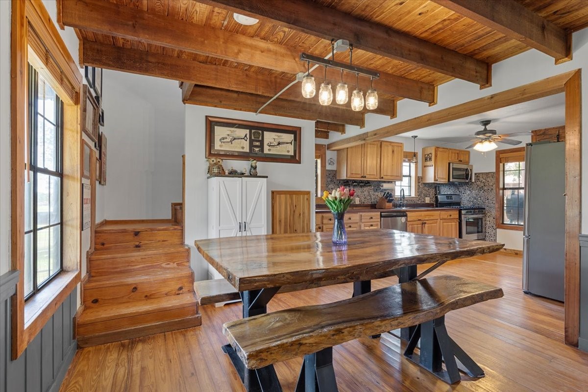 414 Walnut Creek Road Bastrop, TX 78602 - Photo 6 of 39 Dining Area