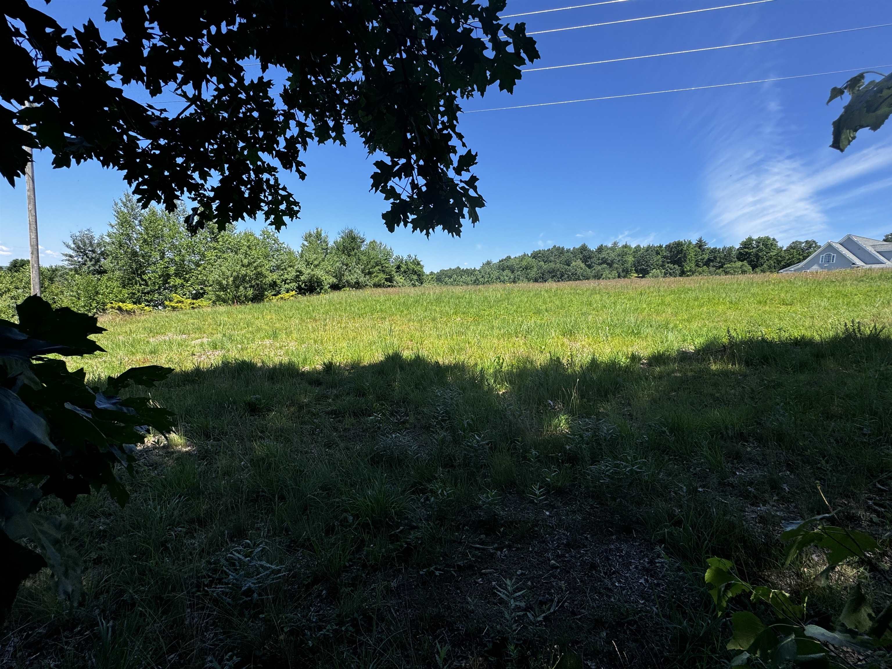 137 Snow Pond Road Concord, NH 03301 - Photo 2 of 6