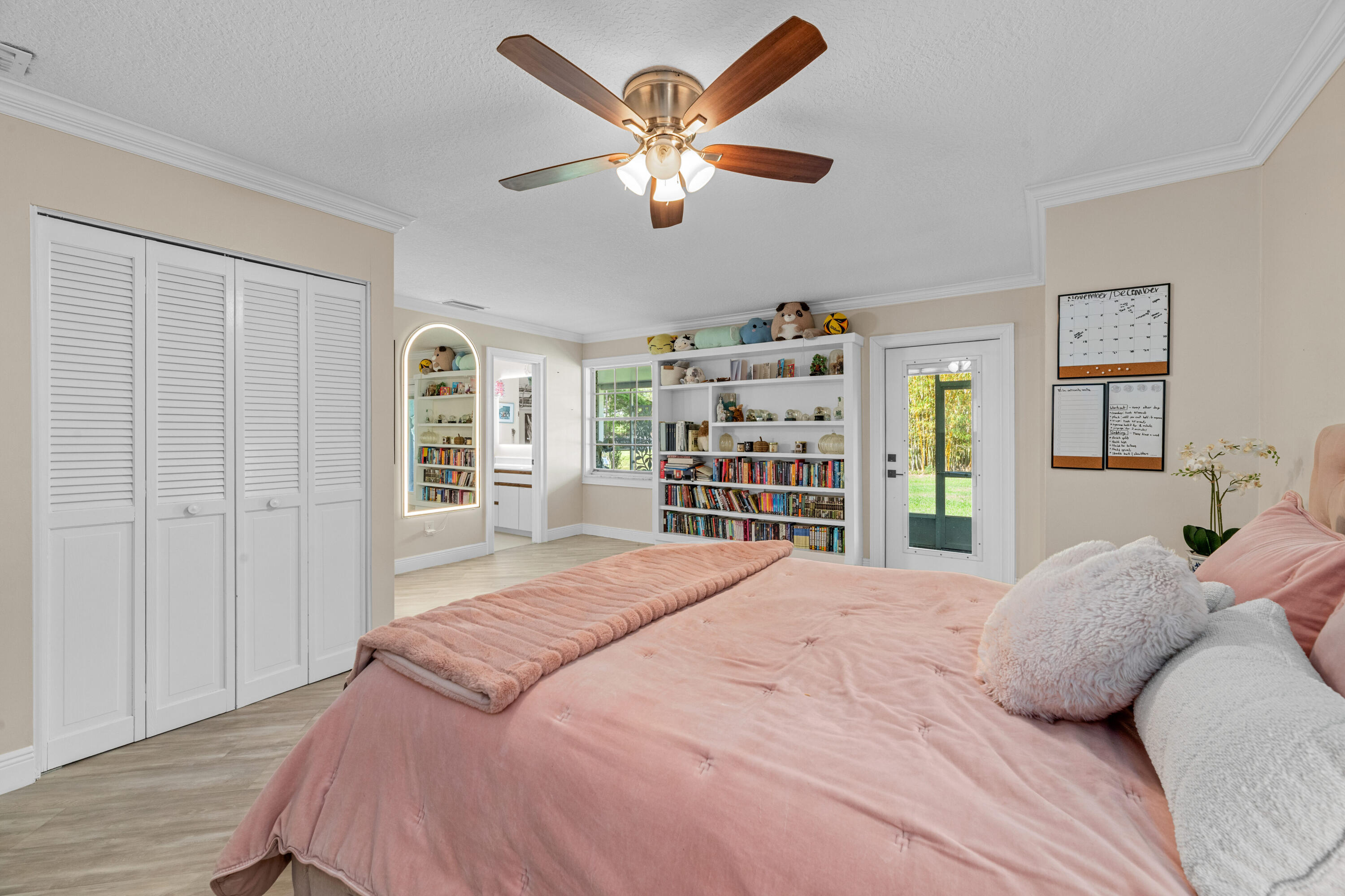 15161 Collecting Canal Road Loxahatchee Groves, FL 33470 - Photo 59 of 69 Guest En-Suite