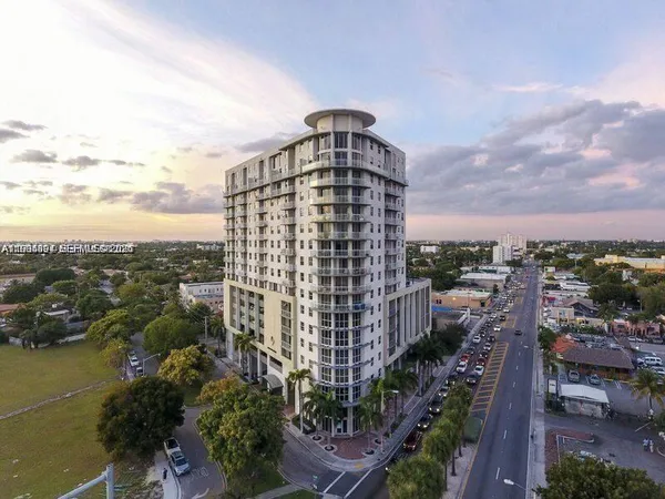 $2,100 | 1 Glen Royal Parkway, Unit 603, Miami, FL 33125