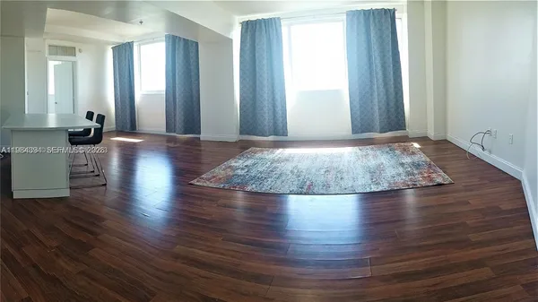 $2,100 | 1 Glen Royal Parkway, Unit 603, Miami, FL 33125