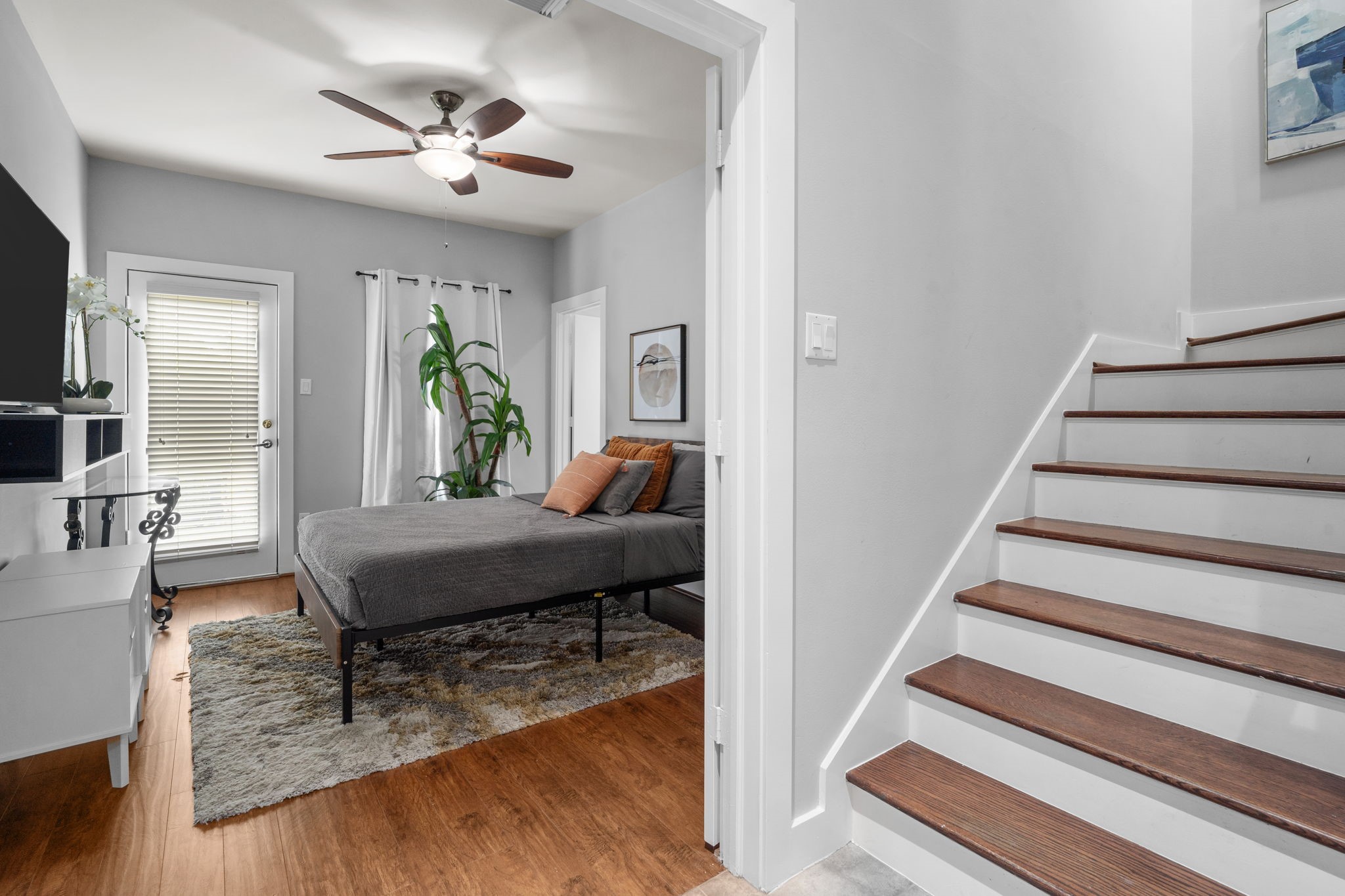 926 Lester Street Houston, TX 77007 - Photo 4 of 27