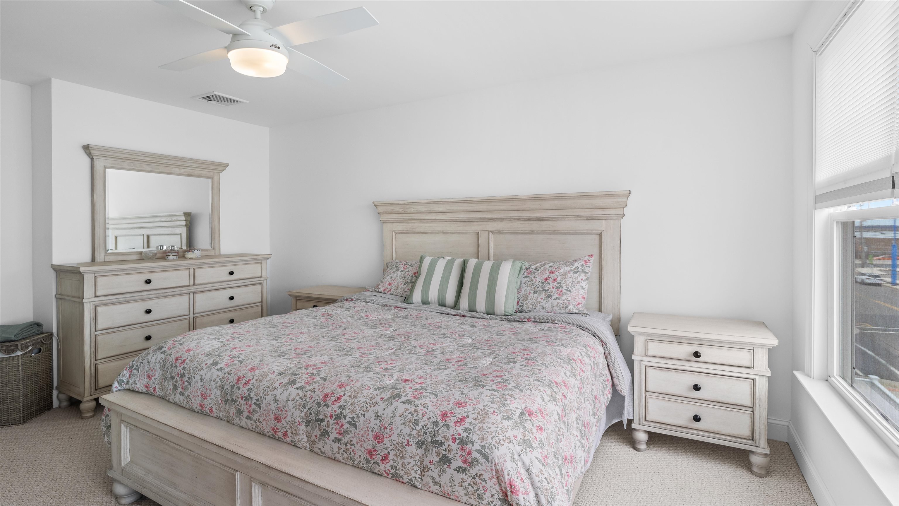 126 Anglesea Drive, Unit RIGHT SIDE North Wildwood, NJ 08260 - Photo 21 of 41