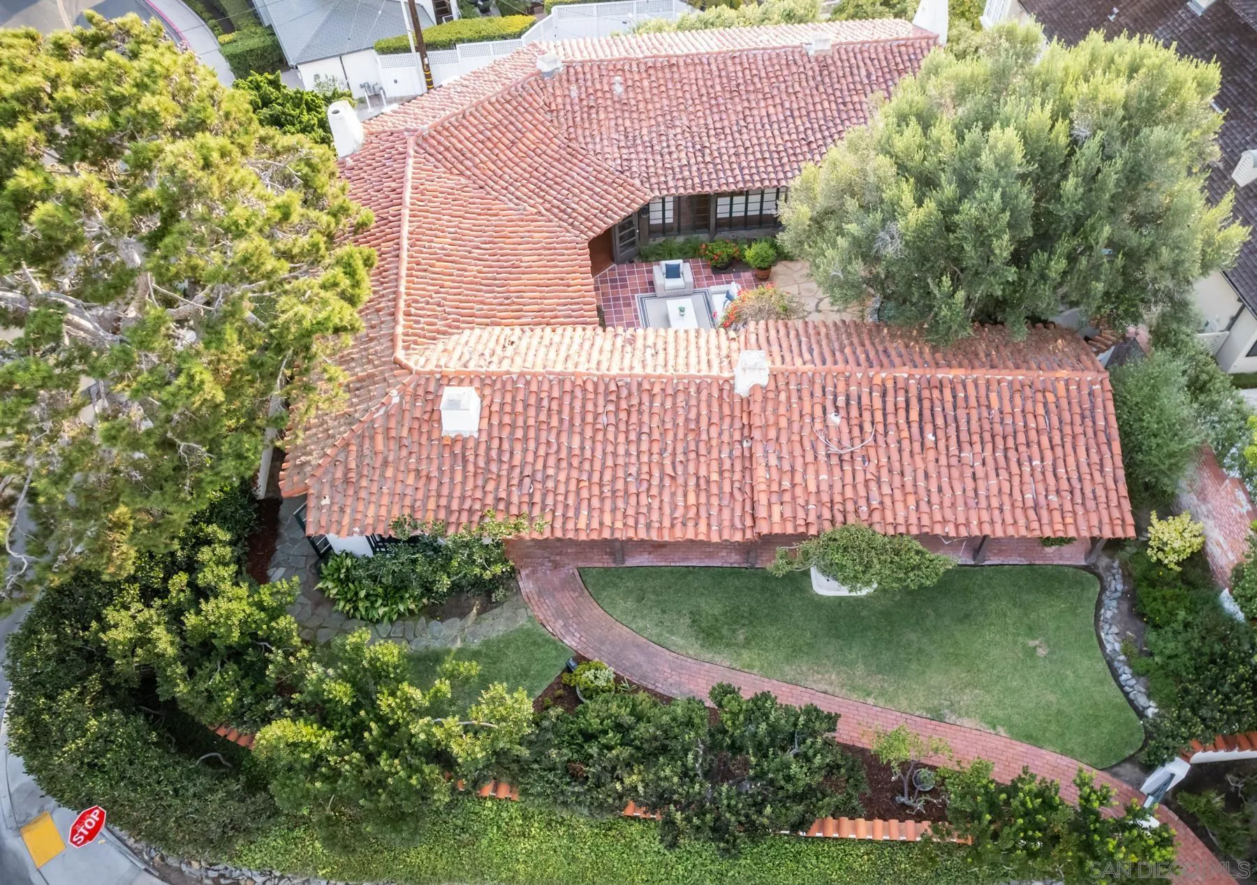 6004 Avenida Cresta La Jolla, CA 92037 - Photo 48 of 58 a view of a house with a garden
